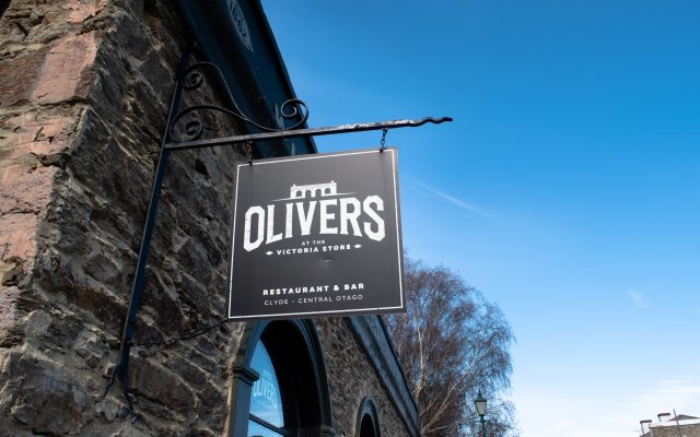 Olivers – hanging sign